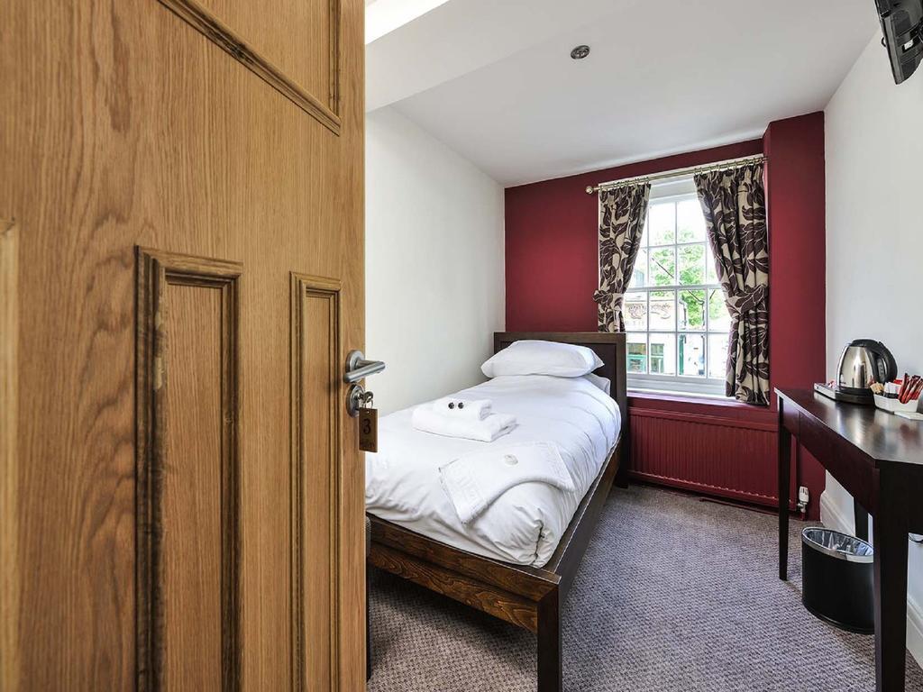 ヨーク ギリゲイトパブ ウィズ ルームズ Bed & Breakfast 部屋 写真